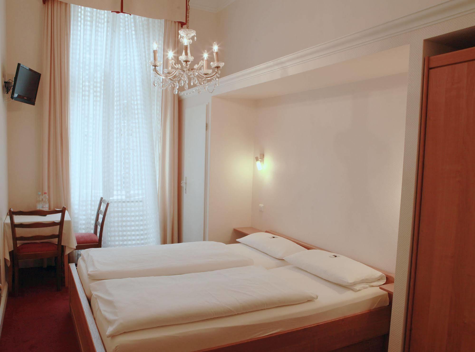 Hotel Pension Fasanenhaus 베를린 외부 사진